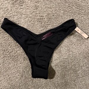 NWT. Victoria's Secret Black Bikini Bottom. The Itsy. Size Small.